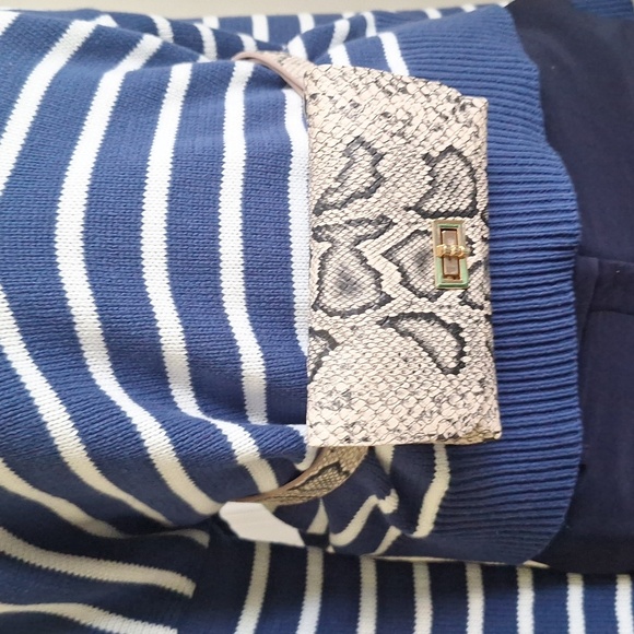 Faux Snakeskin Belt Bag with Gold Buckle - Picture 7 of 7